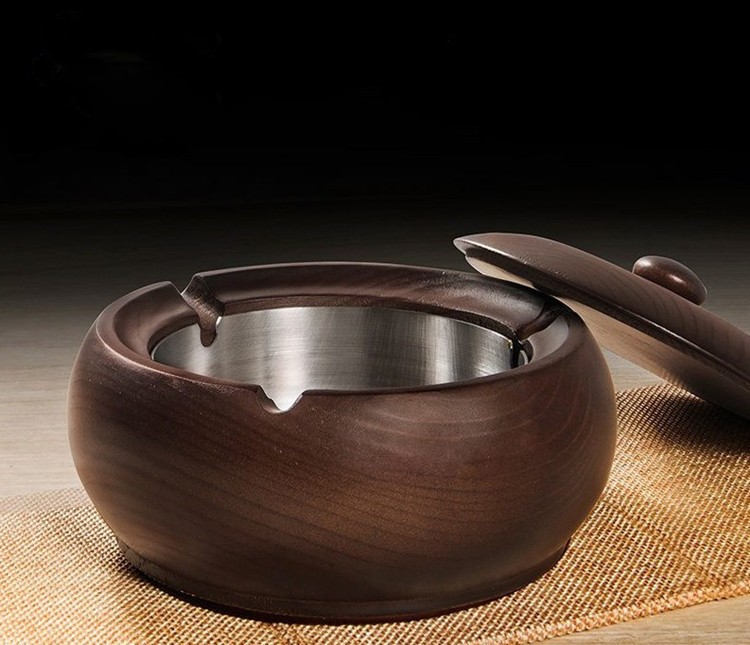ashtray059-04.jpg