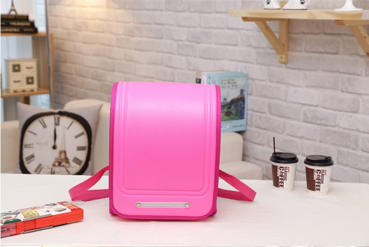 ランドセル キッズ 子供 A4対応 大容量 型落ち PU革 通気性良い 撥水