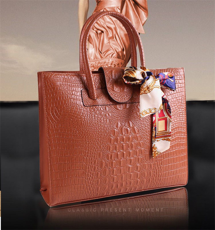 新作 レディースバッグ 本革 トートバッグ 大容量 牛革 クロコ型押し