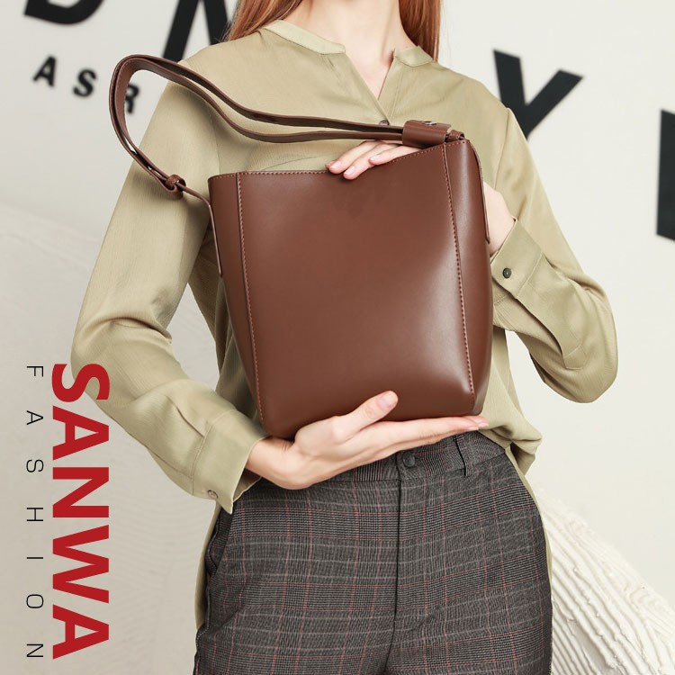 y20-wmtote601-01.jpg