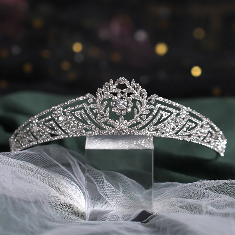 新品 クラウン ブライダルアクセ ティアラ 披露宴 ウエディングアクセサリー 撮影 結婚式 ウェディング小物 ラインストーン ビジュー パーティー 二次会 |  | 04