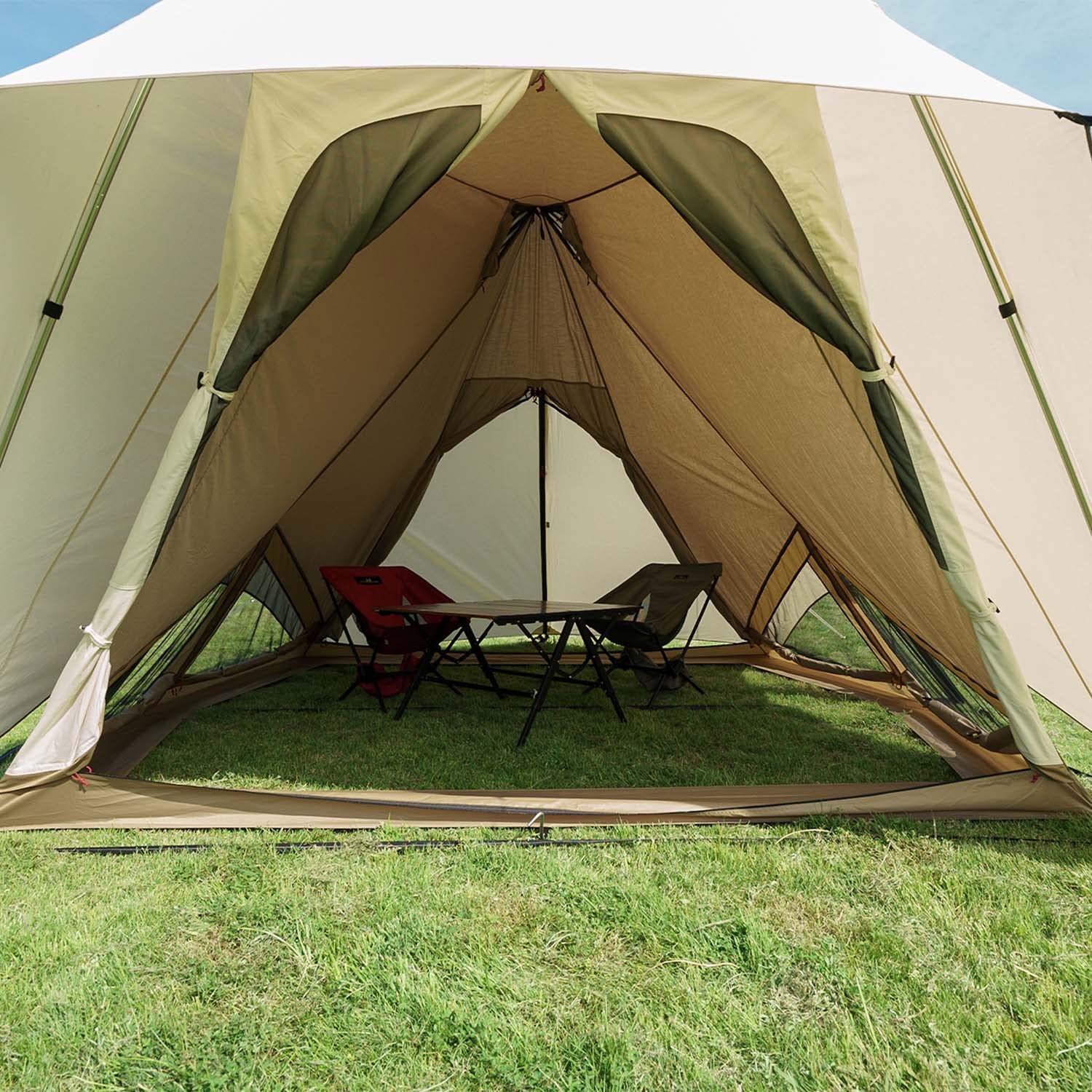 キャンプテント ベージュとブラウン キャンプのトレンドを探る