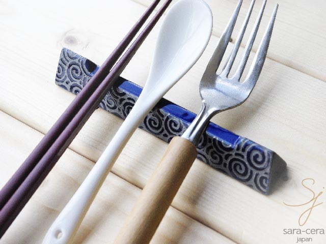箸置き 三角レスト ロングタイプ 銀丸紋 瑠璃色ブルー ナイフフォー