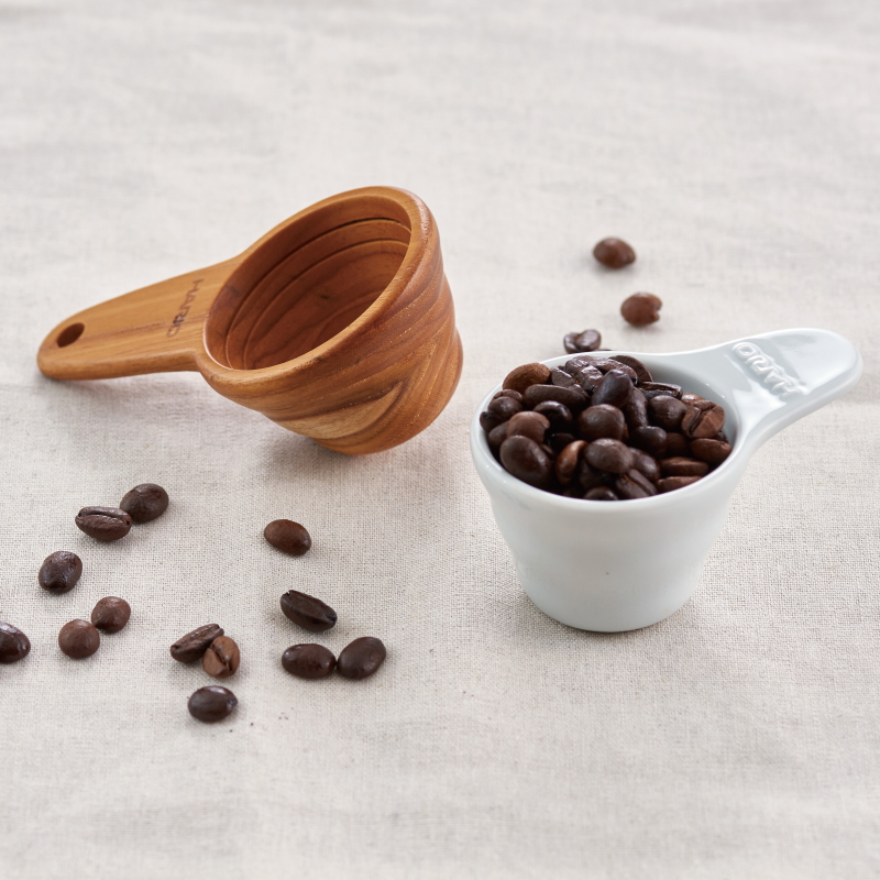 食器 コーヒーメジャースプーン HARIO ハリオ 木製 チーク材 V60 計量スプーン ウッド コーヒー粉12g用 M-12WD｜sara-lia｜03
