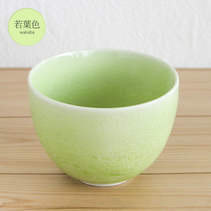 やさしい和色の貫入小抹茶碗（3色選択） / 抹茶碗 小さめ抹茶碗 かわいい 茶碗 茶道 お抹茶 茶道具 和食器 ピンク グリーン ホワイト 緑 白｜saramiki｜04