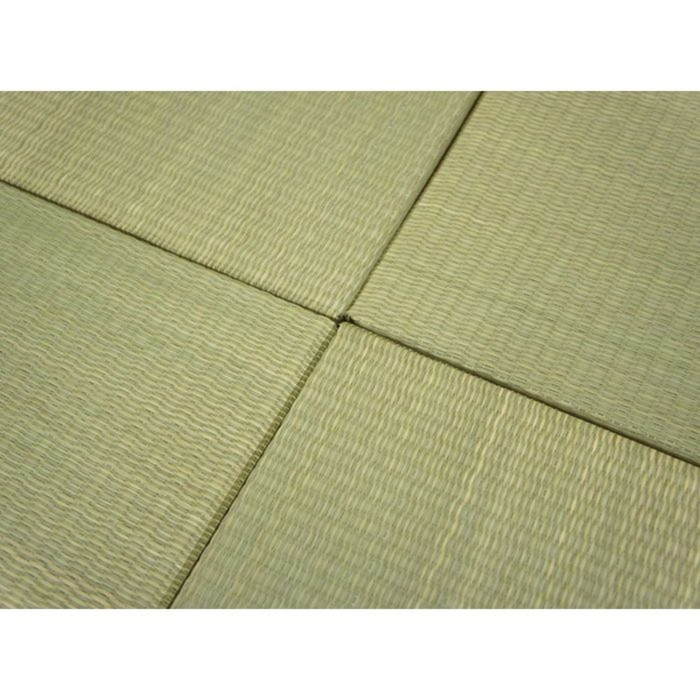 9枚組(246x246cm)：4.5畳用 82x82cm/1枚 天然い草ユニット畳「宴」置き 