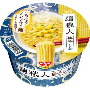 賞味期限：2024年4月18日 日清 麺職人（柚子しお）ノンフライ麺 (76g) カップ インスタントラーメン