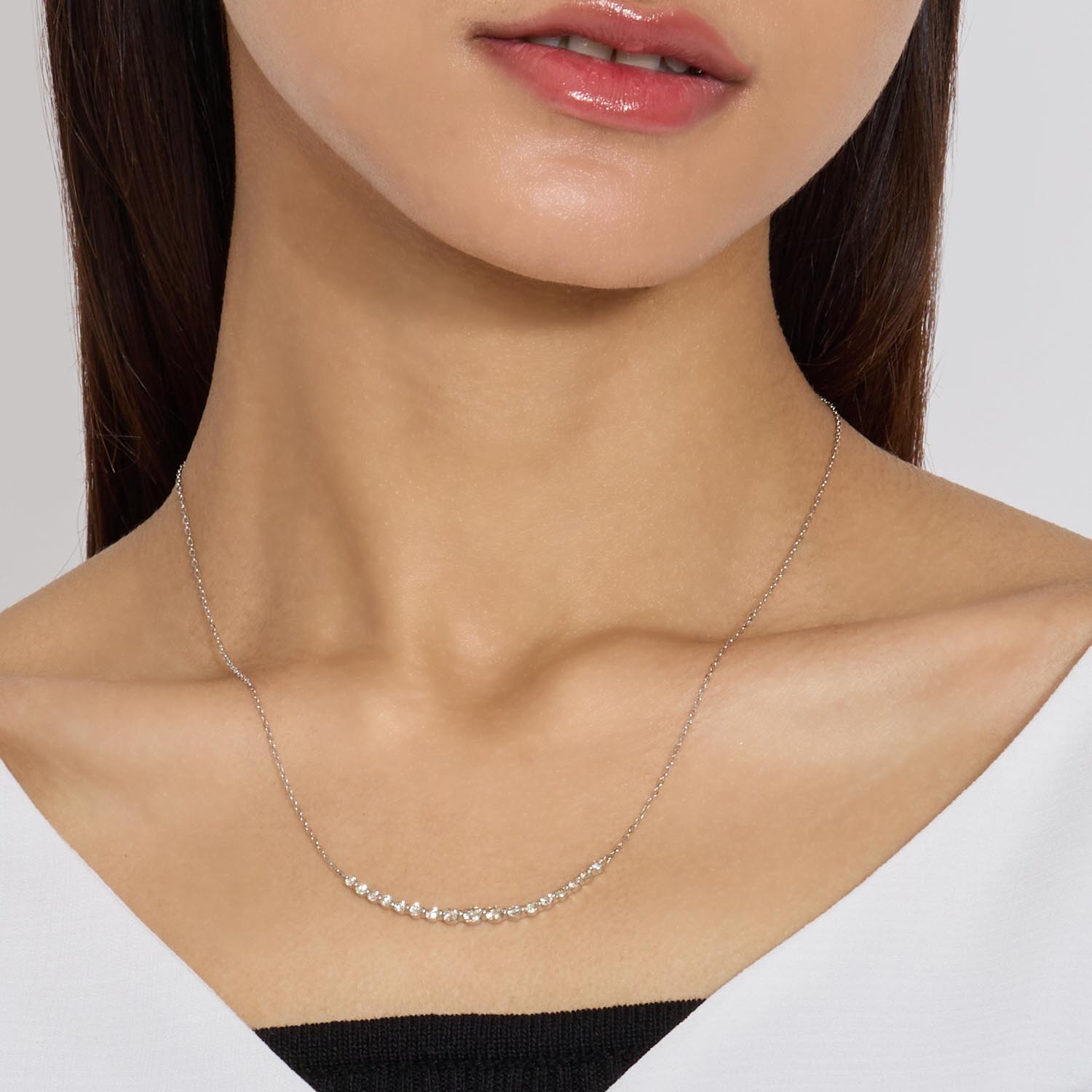 ゆ*き様 美品 K18 ライン ダイヤモンド ネックレス 楽天市場】【15周年特別価格】ダイヤモンド ラインネックレス
