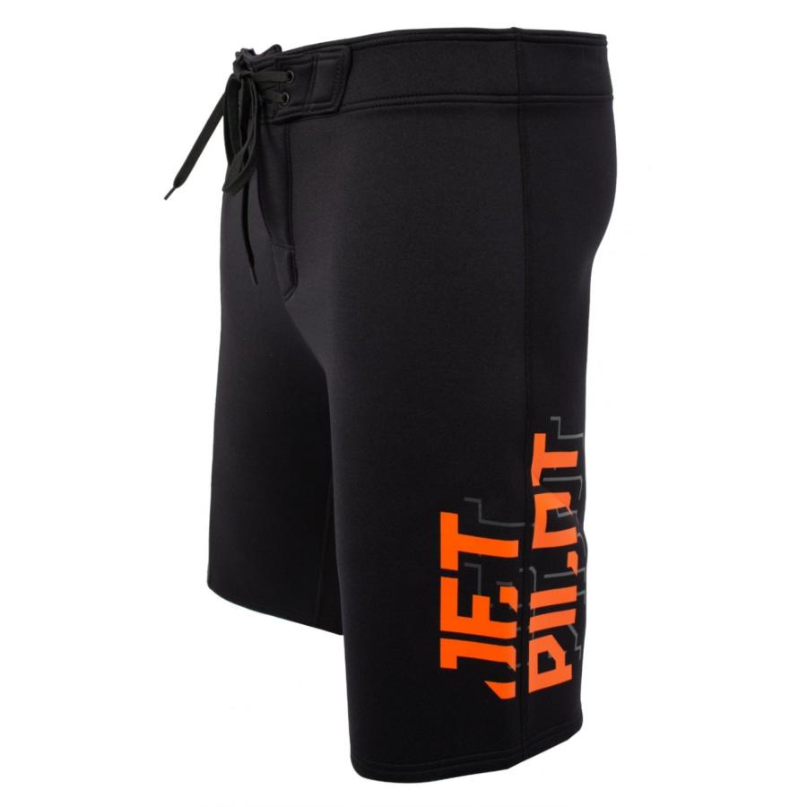 ボードショーツ