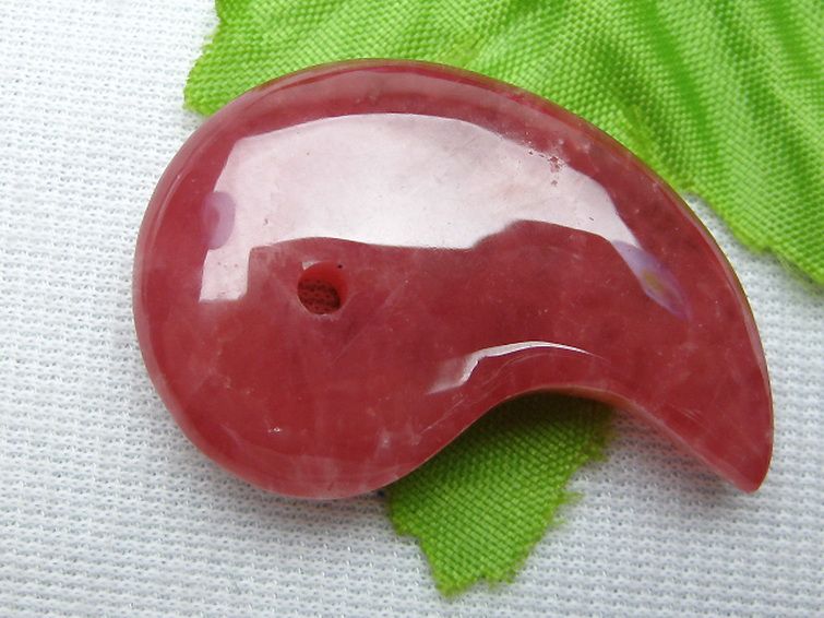 勾玉（北海道インカローズ） 北海道稲倉産ロードクロサイト AAA 勾玉 】 インカローズ バラ色