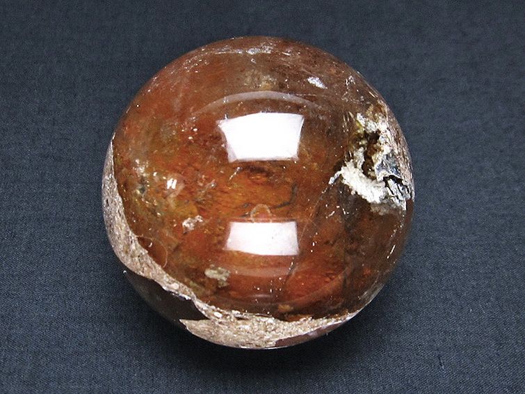 ガーデン水晶 丸玉 60mm [t100-4491] 1枚目