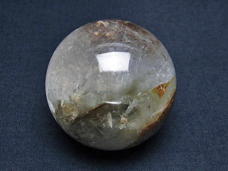 ガーデン水晶ルチル入り 丸玉 45mm [t100-4519] 1枚目