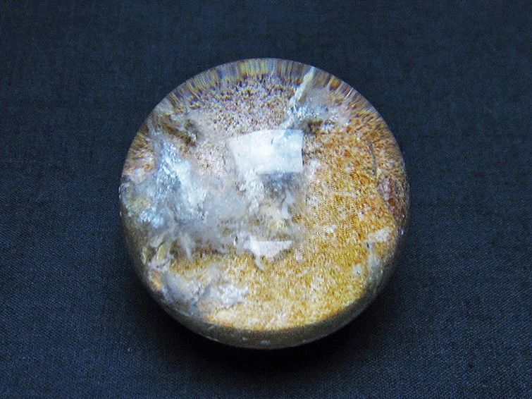 ガーデン水晶 丸玉 41mm [t100-4560] 1枚目