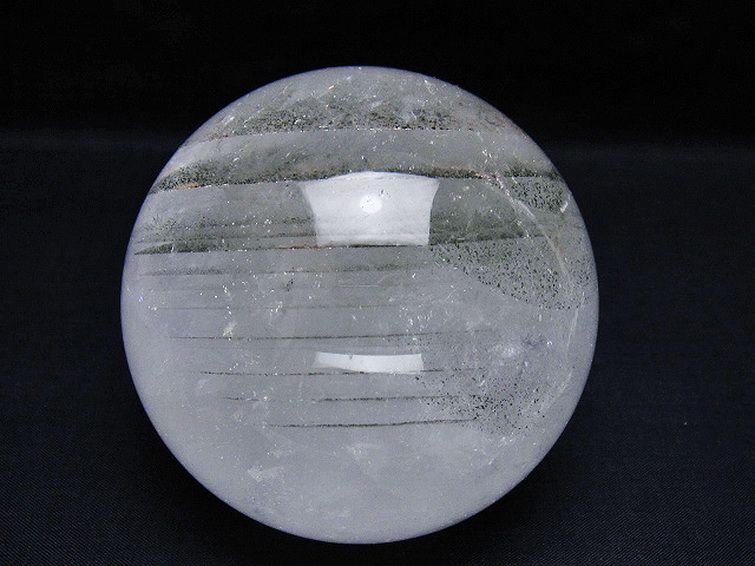 グリーンファントム水晶 丸玉 85mm [t100-4647] 1枚目