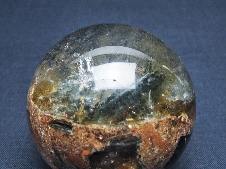 ガーデン水晶 丸玉 55mm [t100-4807] 2枚目