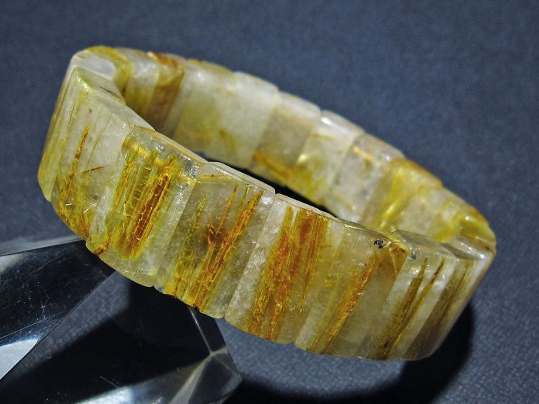 ゴールドタイチンルチル バングル [t107-4450] 1枚目