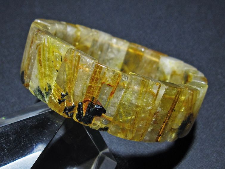 ゴールドタイチンルチル バングル [t107-4517] 1枚目