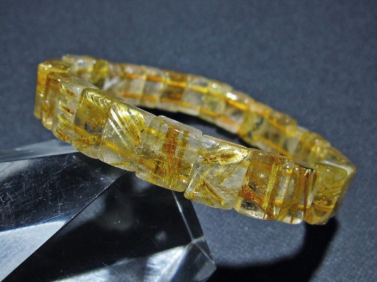 ゴールドタイチンルチル バングル [t107-4538] 1枚目