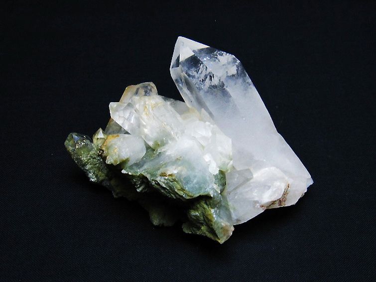 グリーンファントムクォーツ　クラスター アメリカ産 [t126-7745] 1枚目