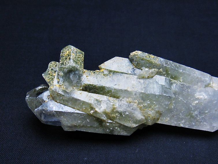 グリーンファントムクォーツ　クラスター アメリカ産 [t126-7783] 2枚目