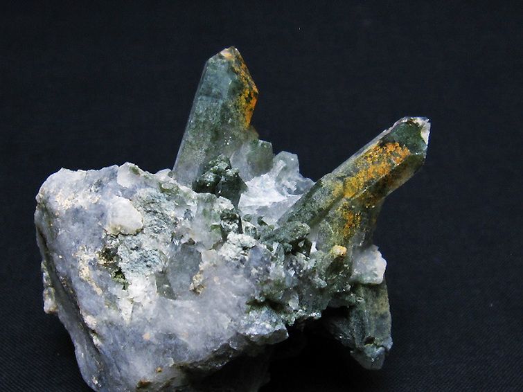 グリーンファントムクォーツ　クラスター アメリカ産 [t126-7834] 3枚目