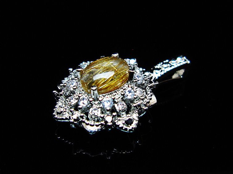 ファイナルグレード金針ルチル水晶 ペンダント [T134-4362] 3枚目