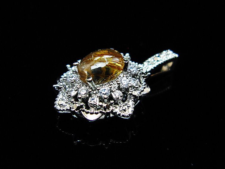 ファイナルグレード金針ルチル水晶 ペンダント [t134-4366] 3枚目