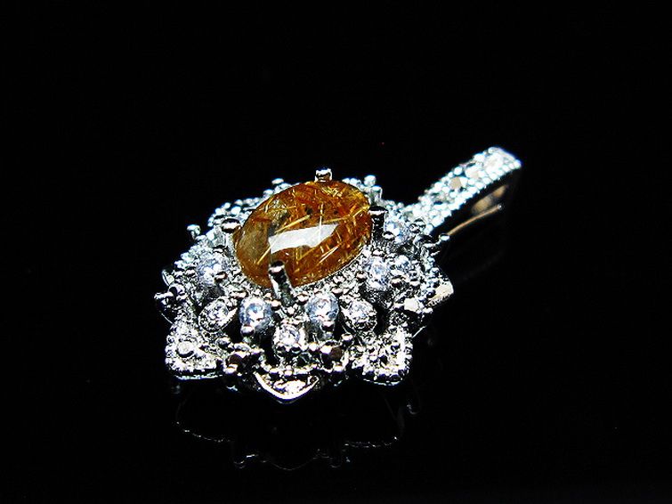 ファイナルグレード金針ルチル水晶 ペンダント [t134-4370] 3枚目