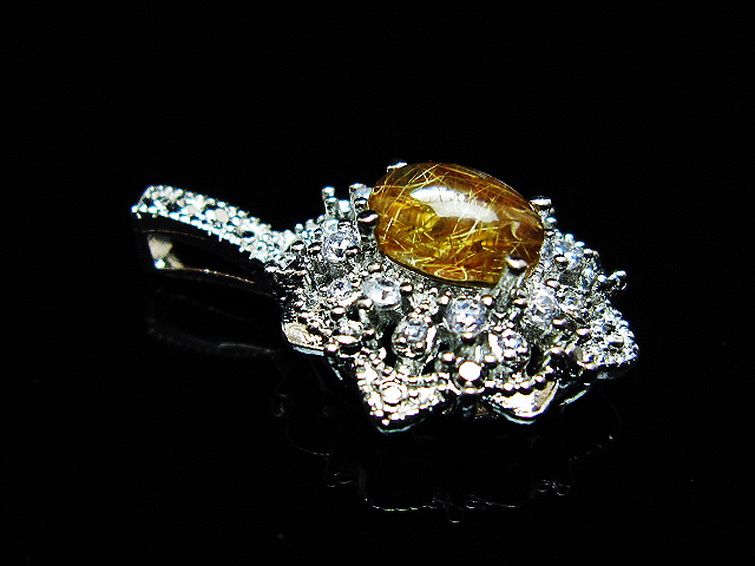 ファイナルグレード金針ルチル水晶 ペンダント [t134-4383] 3枚目