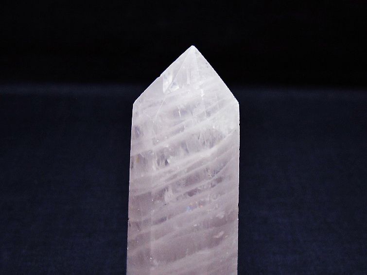 ローズクォーツ 六角柱 [t138-6412] 2枚目