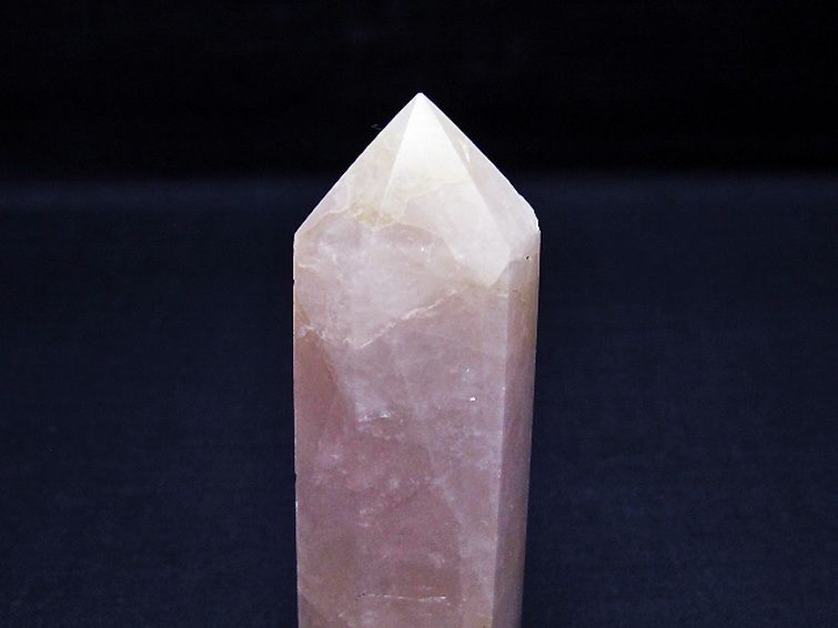 ローズクォーツ 六角柱 [t138-6413] 2枚目