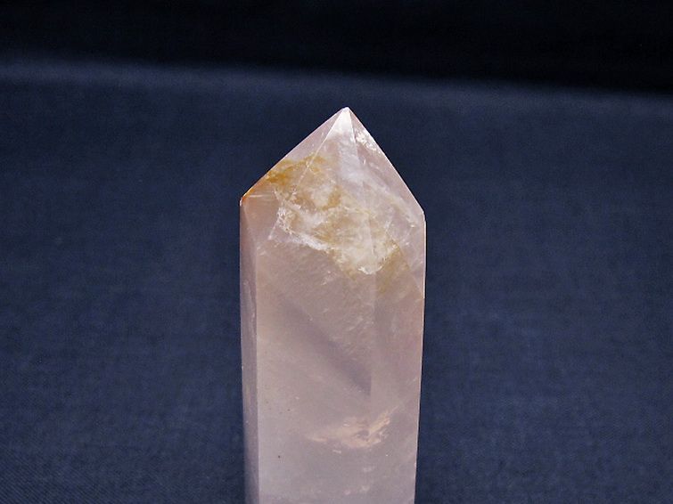 ローズクォーツ 六角柱 [t138-6433] 2枚目