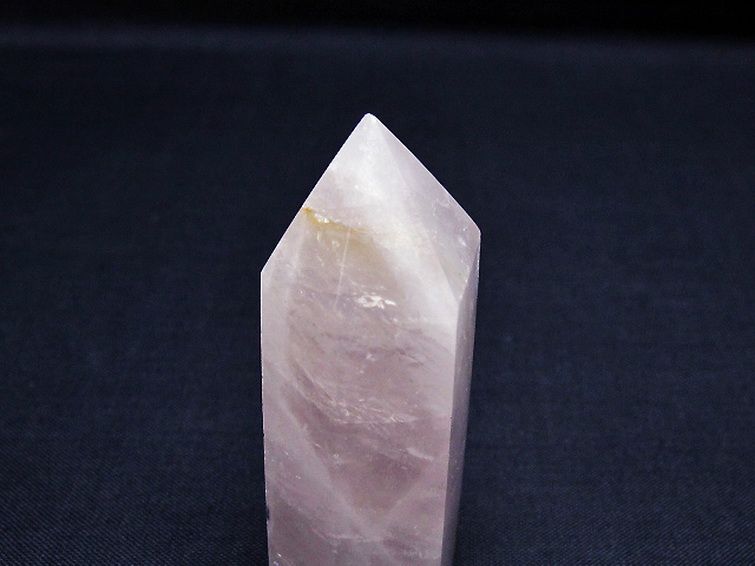 ローズクォーツ 六角柱 [t138-6443] 3枚目