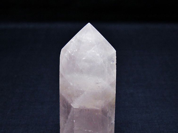 ローズクォーツ 六角柱 [t138-6471] 2枚目