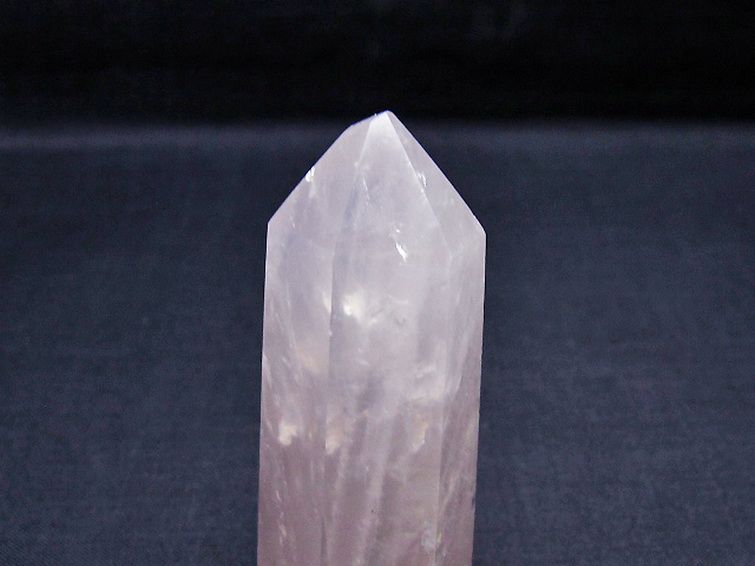 ローズクォーツ 六角柱 [t138-6522] 2枚目