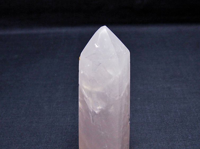 ローズクォーツ 六角柱 [t138-6522] 3枚目