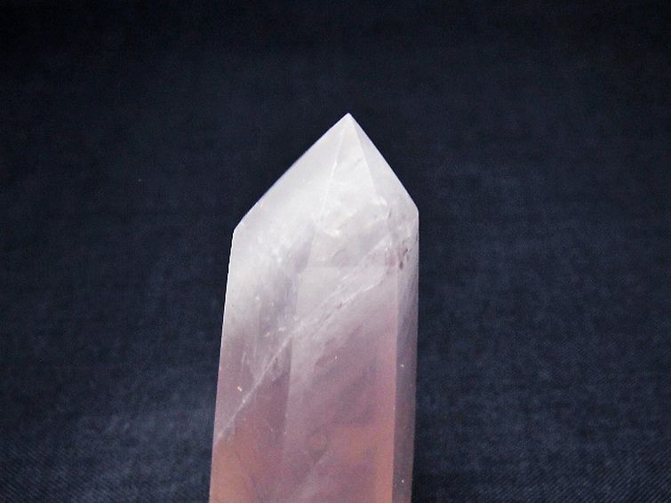 ローズクォーツ 六角柱 [t138-6548] 3枚目