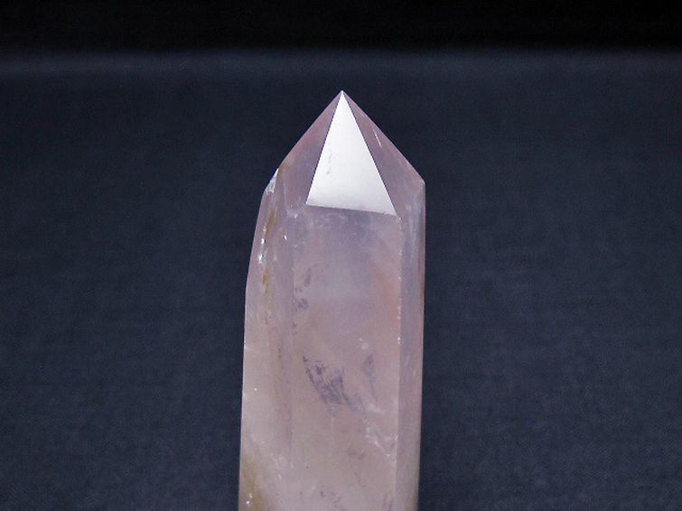 ローズクォーツ 六角柱 [t138-6555] 2枚目