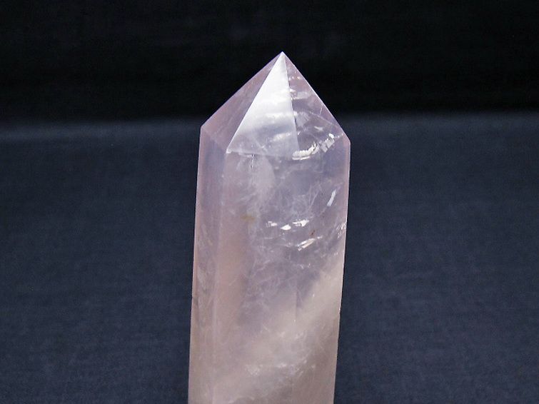 ローズクォーツ 六角柱 [t138-6585] 2枚目