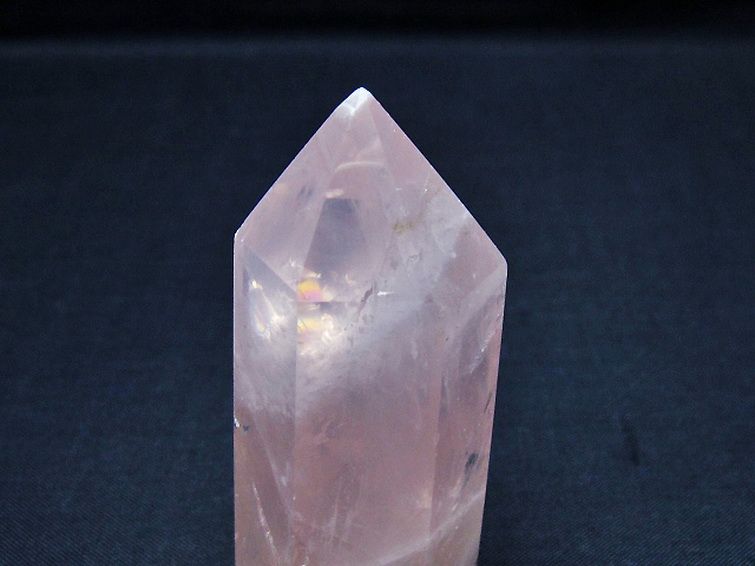 ローズクォーツ 六角柱 [t138-6680] 2枚目