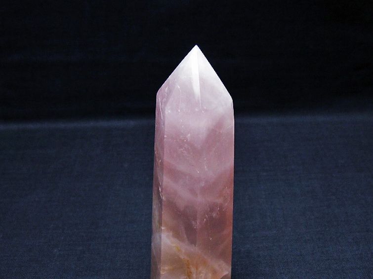 ローズクォーツ 六角柱 [t138-6696] 3枚目