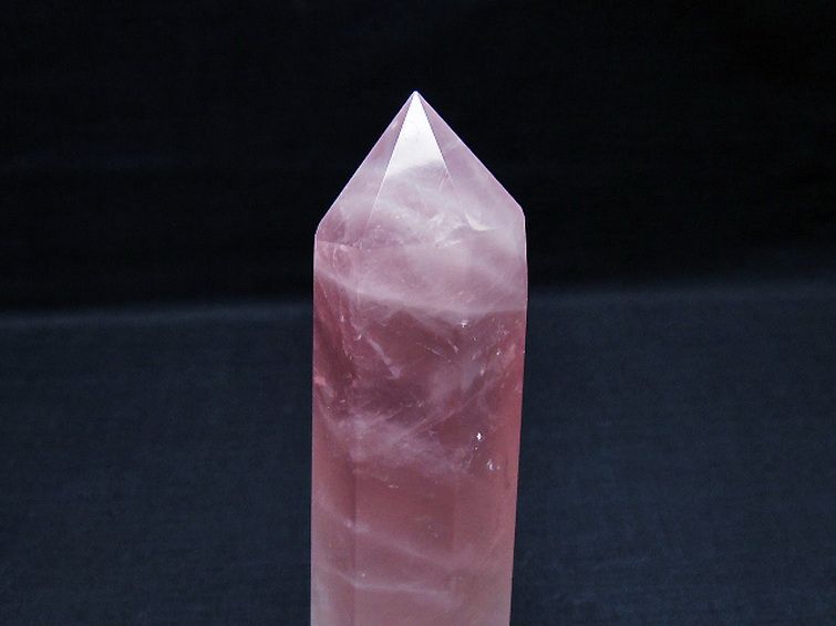 ローズクォーツ 六角柱 [t138-6702] 2枚目