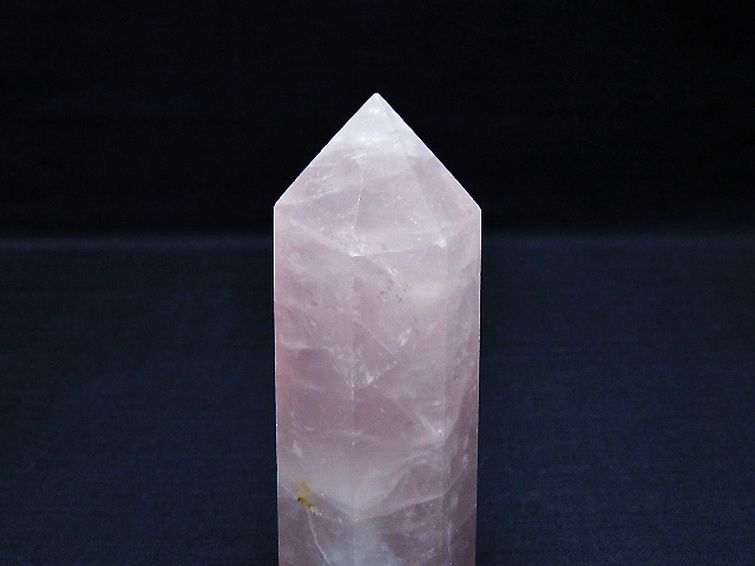 ローズクォーツ 六角柱 [t138-6708] 3枚目