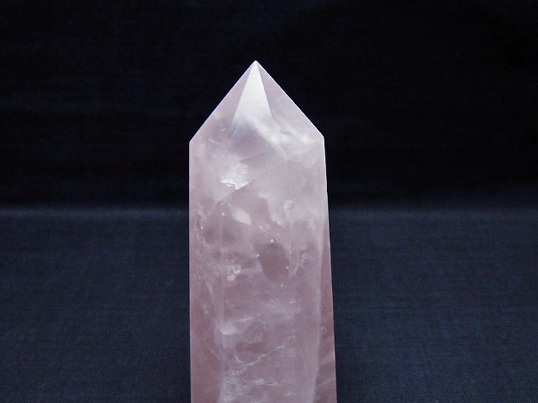 ローズクォーツ 六角柱 [t138-6726] 2枚目