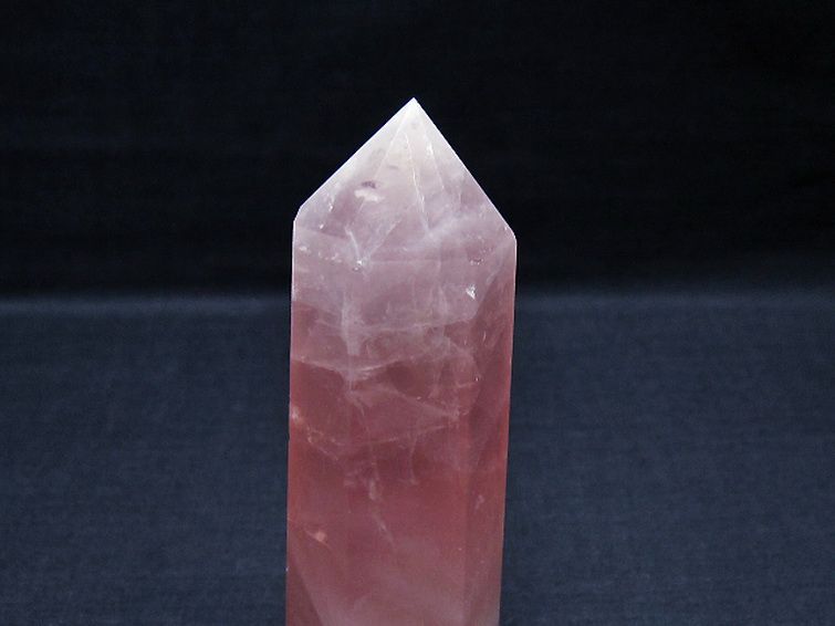 ローズクォーツ 六角柱 [t138-6730] 2枚目