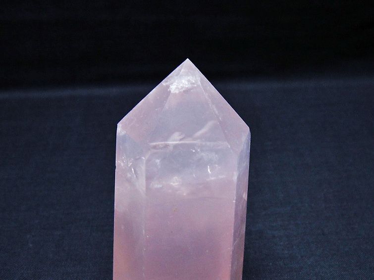 ローズクォーツ 六角柱 [t138-6769] 2枚目