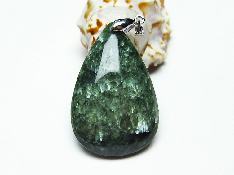 セラフィナイト ペンダント [t14-3296] 2枚目