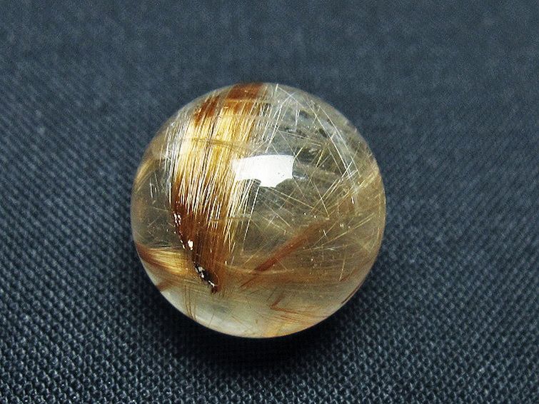 ゴールドタイチンルチル入り 水晶 丸玉 16mm [t145-2256] 1枚目