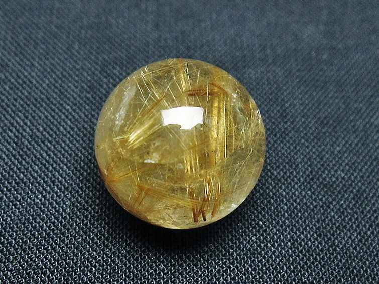 ゴールドタイチンルチル入り 水晶 丸玉 17mm [t145-2264] 3枚目