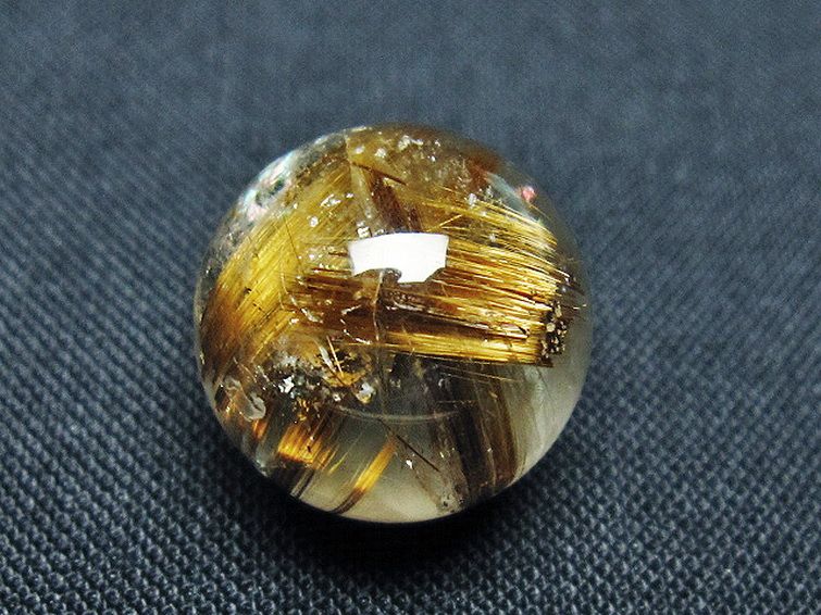 ゴールドタイチンルチル入り 水晶 丸玉 15mm [t145-2296] 3枚目